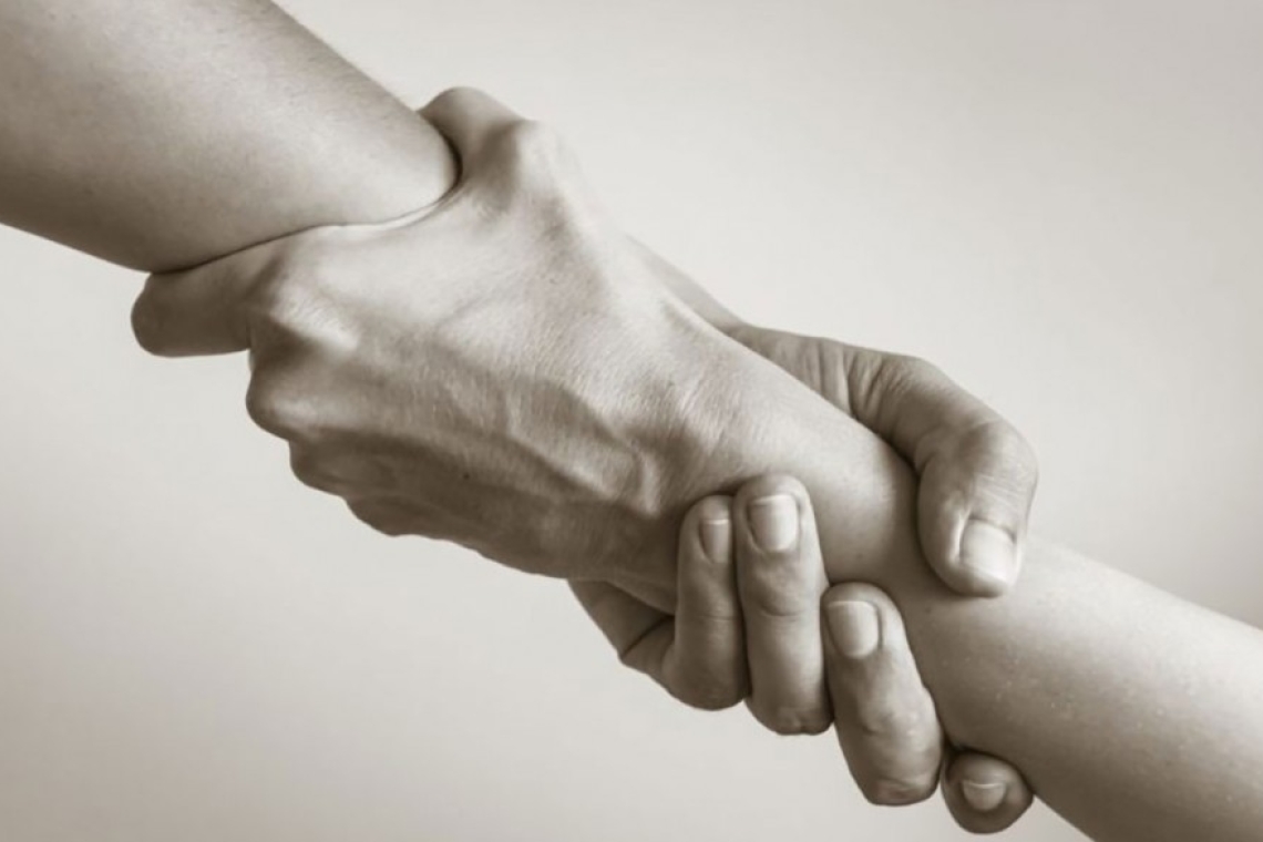 Ιανός Δελφινόσημος: «Γράφω για να αλλάξω τις ρυθμίσεις μου και να βοηθήσω»